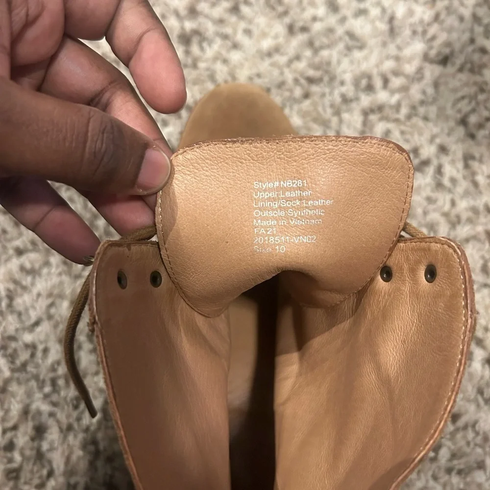 Madewell The Julien Lace-Up Lugsole Boot in Suede Size 10